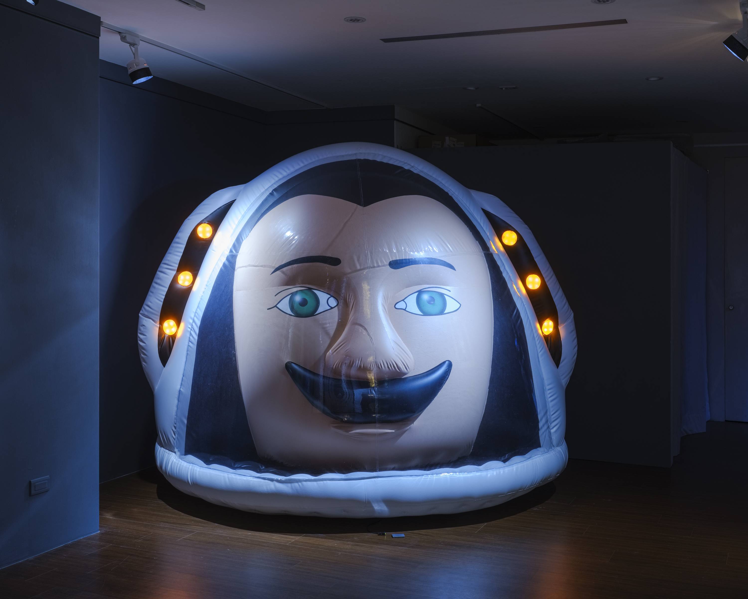 體操男爵的頭/2021